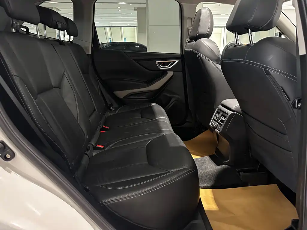 Subaru Subaru Forester 2022 2.0i AWD Premium Edition EyeSight 2023 - thumbnail 19