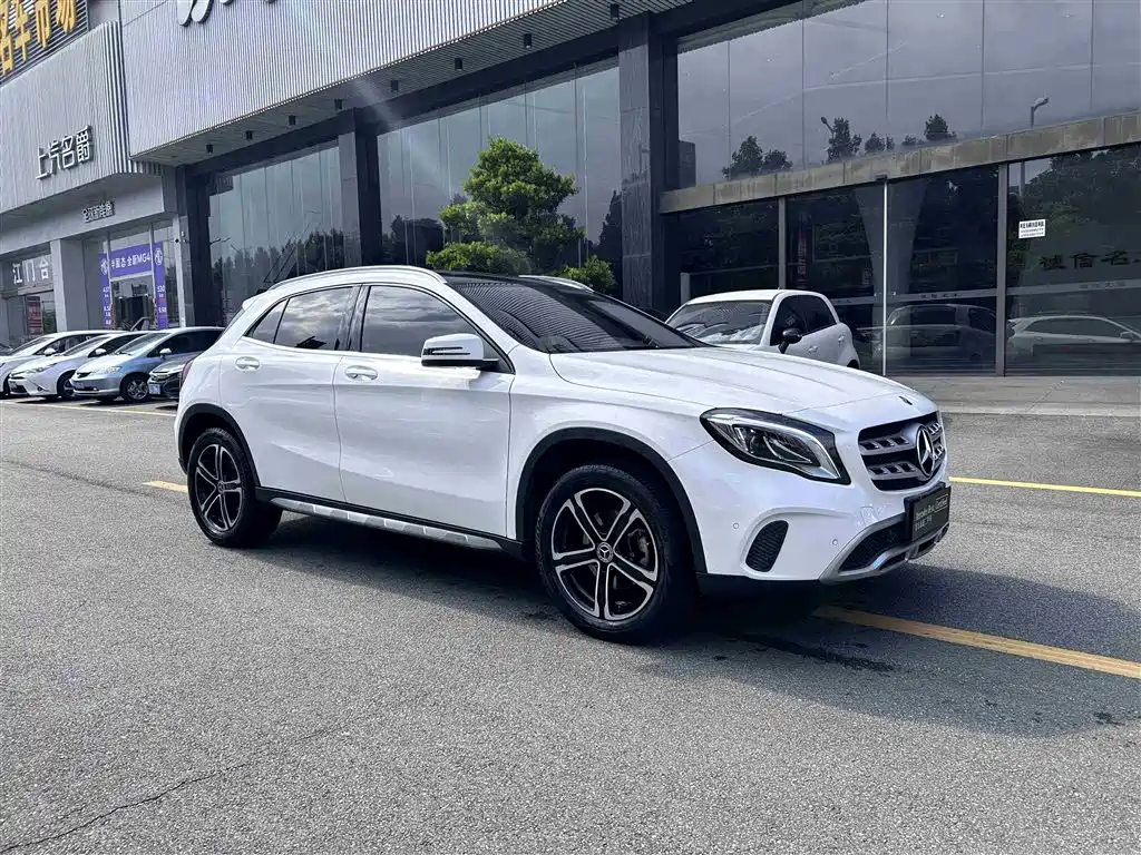Mercedes-Benz Mercedes-Benz GLA 2018 GLA 200 Style 2019 - thumbnail 3