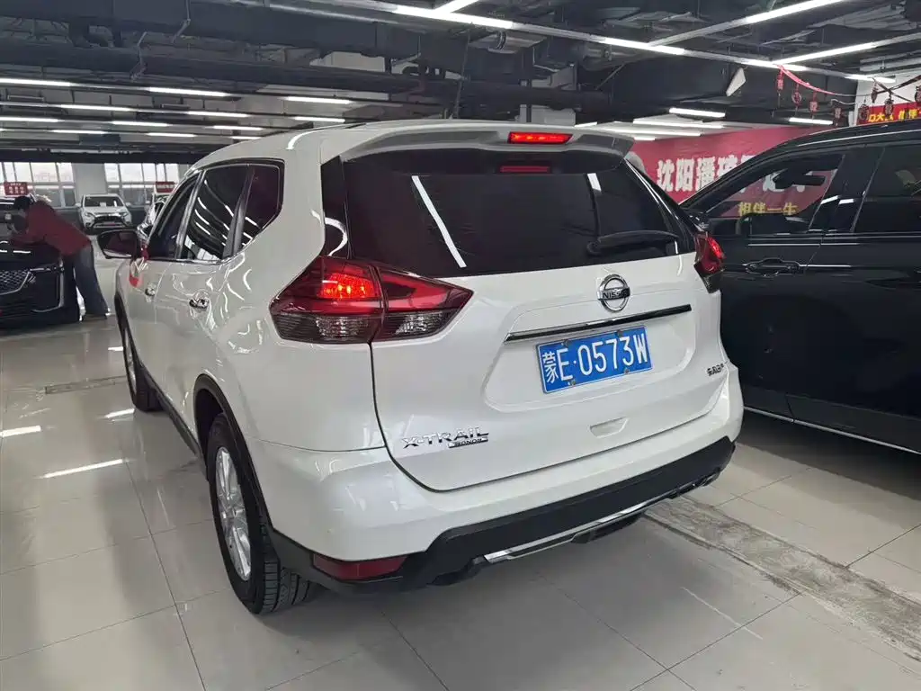 Nissan Nissan X-Trail 2022 2.0L 2WD Intelligent Connect Premium Edition 2022 - thumbnail 6