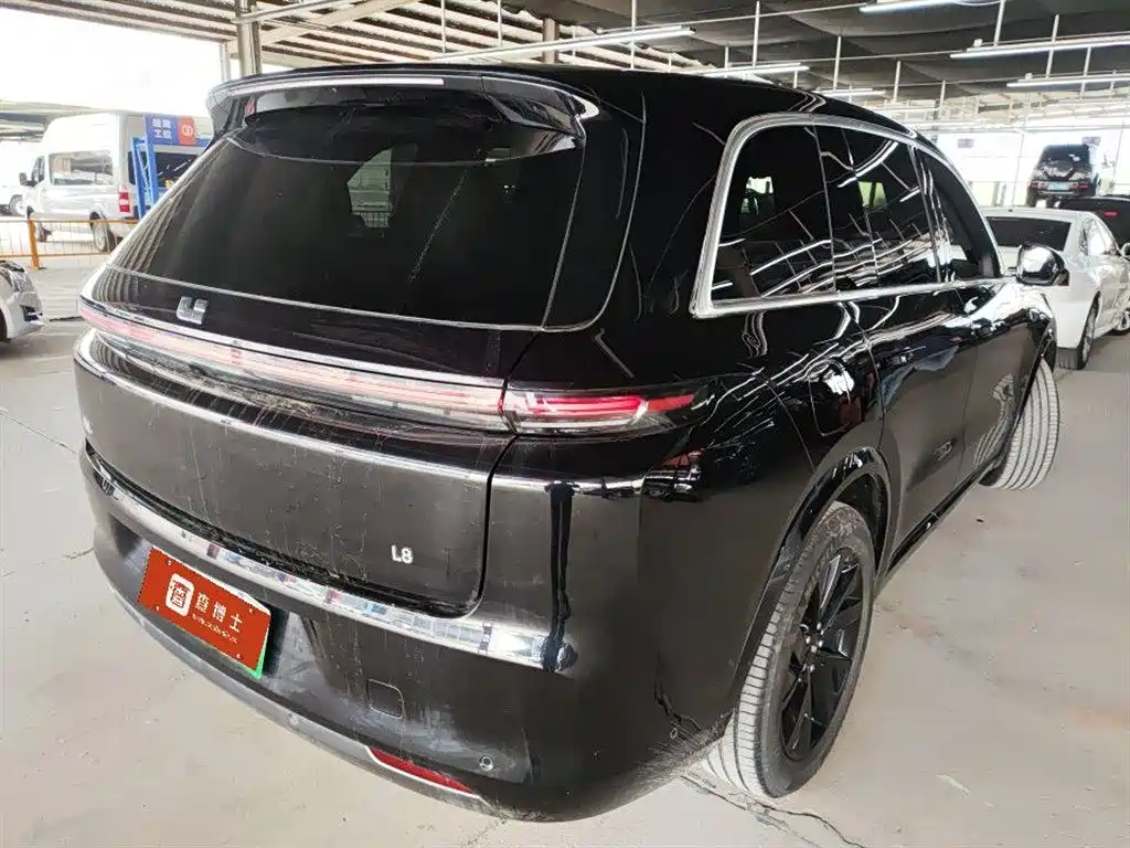 Li Auto Li L8 2023 Pro 2024 - thumbnail 3