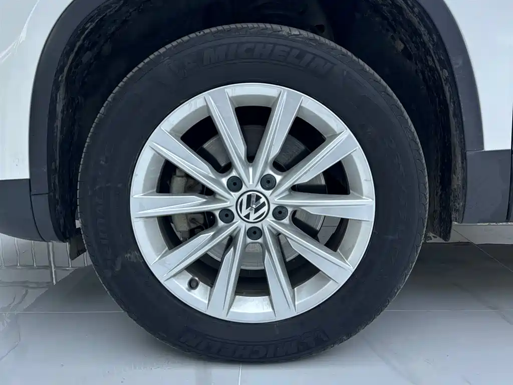 Volkswagen Volkswagen Tiguan 2016 280TSI Automatic 2WD Silk Road Comfort Edition 2017 - thumbnail 11