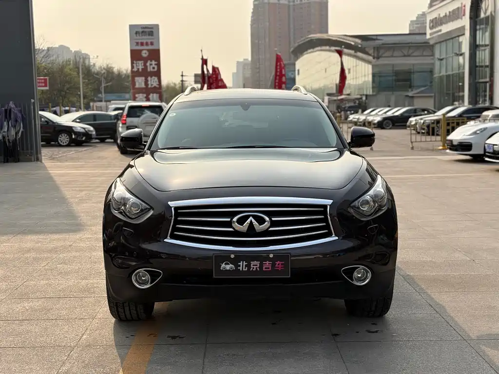 Infiniti Infiniti QX70 2013 3.7L Standard Edition 2015 - thumbnail 2