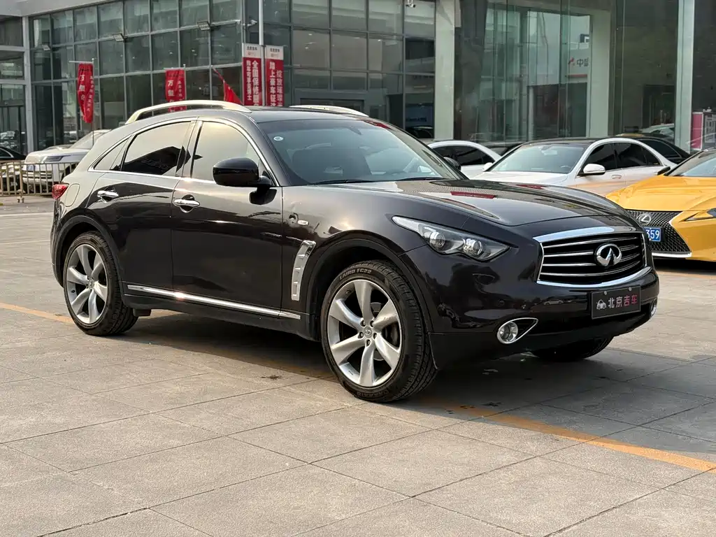 Infiniti Infiniti QX70 2013 3.7L Standard Edition 2015 - thumbnail 3