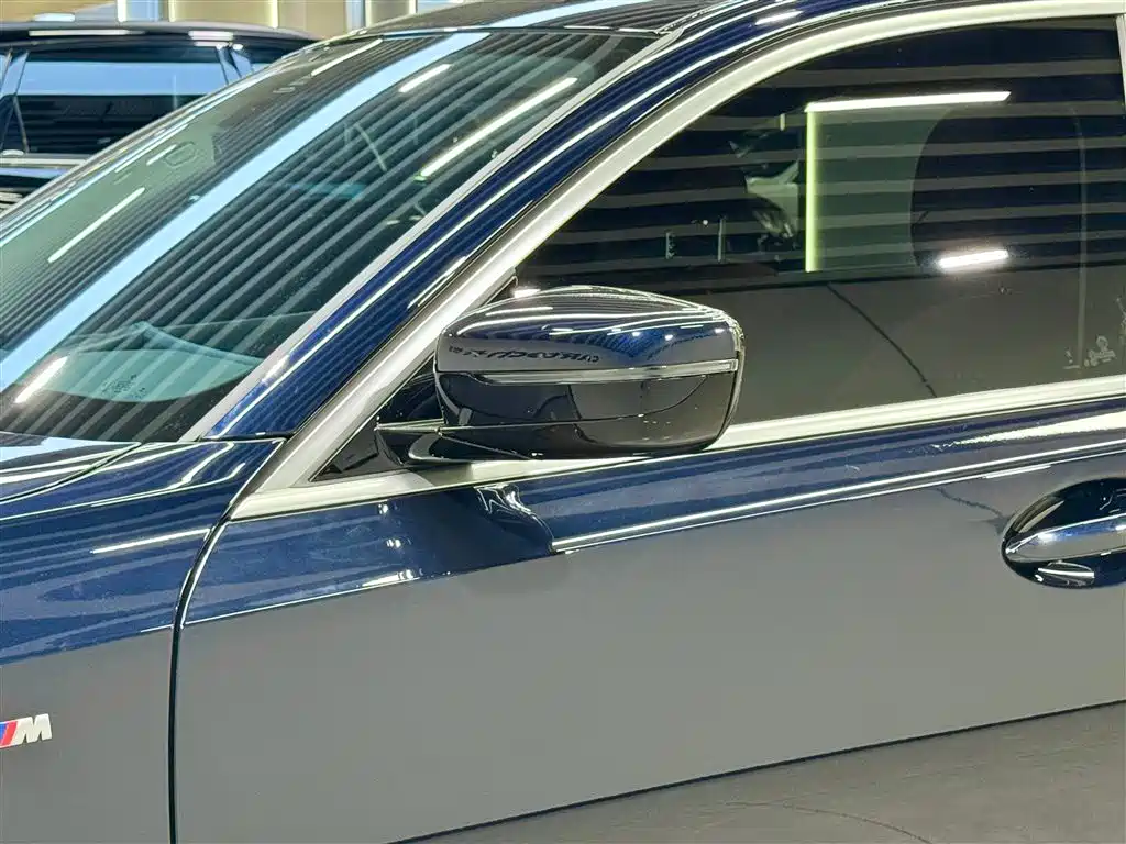 BMW BMW 3 Series 2025 Model 325Li M Sport Package 2026 - thumbnail 9