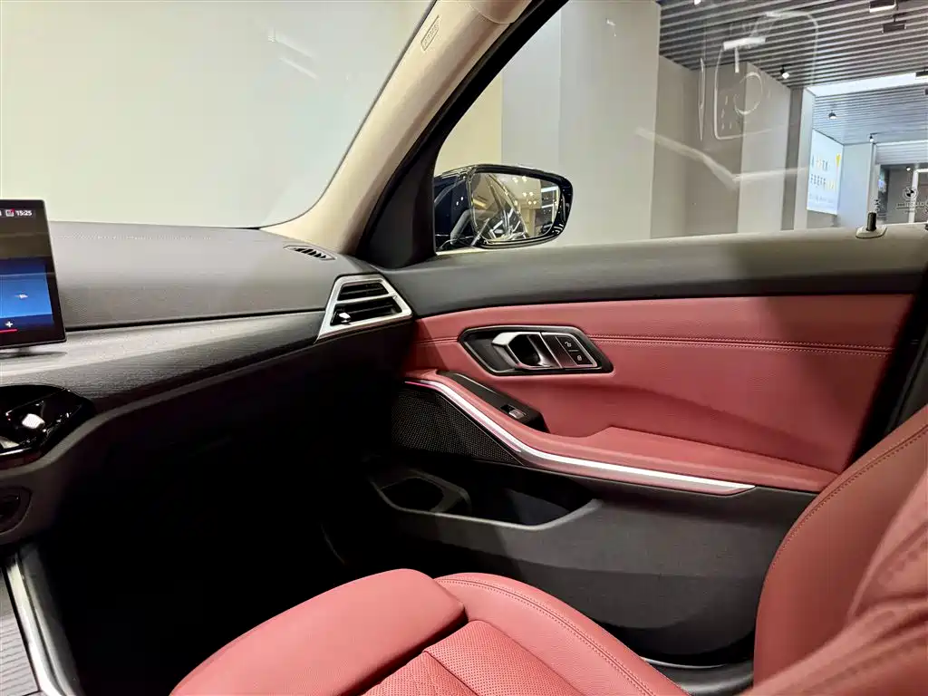 BMW BMW 3 Series 2025 Model 325Li M Sport Package 2026 - thumbnail 21