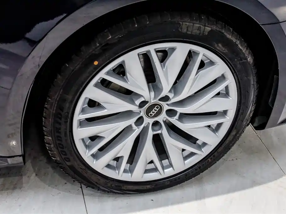 Audi Audi A7L 2024 45TFSI S-line Dream Edition Flowing Crystal Package 2024 - thumbnail 8