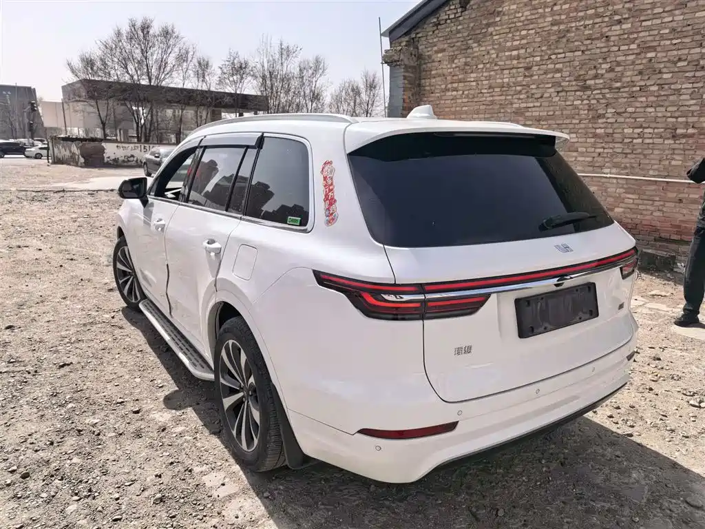 Li Auto Li Auto ONE 2021 Extended-Range 6-Seat Version 2021 - thumbnail 4
