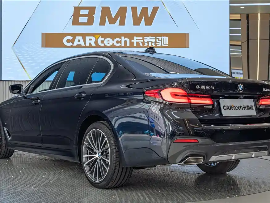 BMW BMW 5 Series 2023 530Li Leading Model M Sport Package 2024 - thumbnail 4