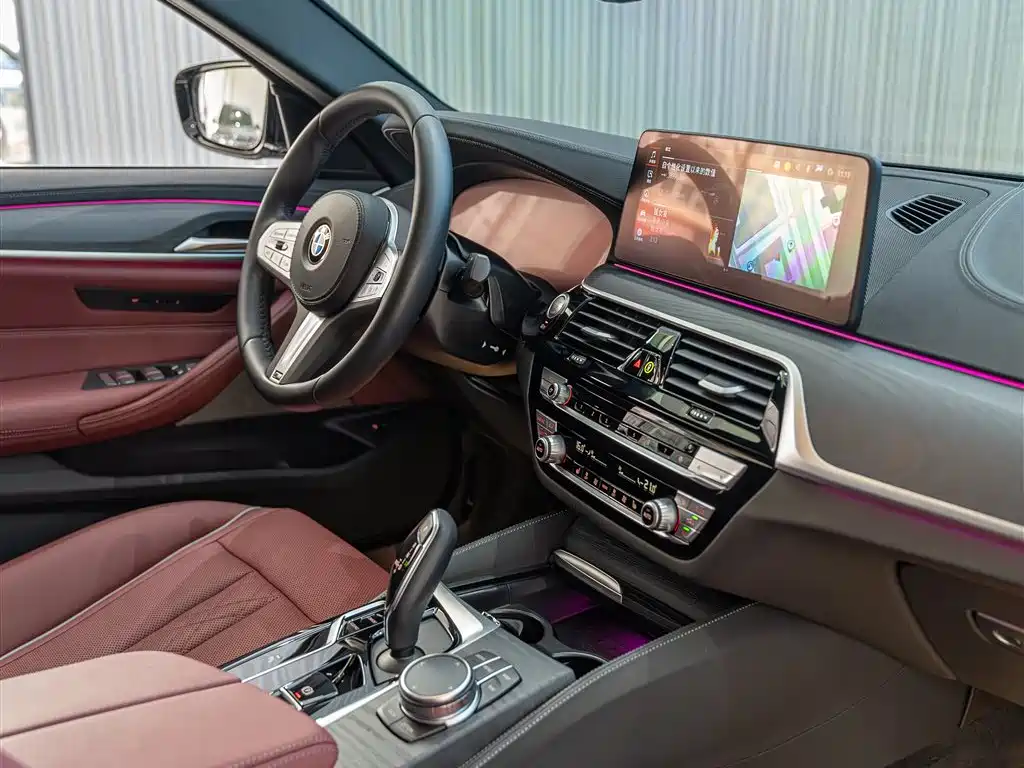 BMW BMW 5 Series 2023 530Li Leading Model M Sport Package 2024 - thumbnail 18