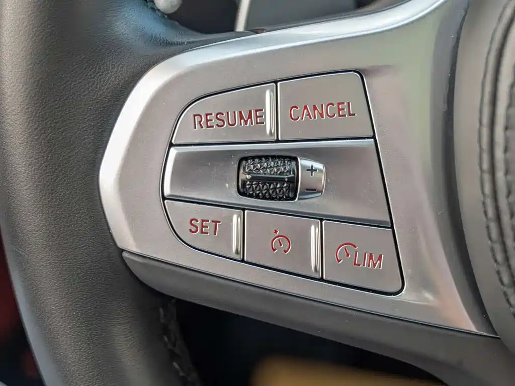 BMW BMW 5 Series 2023 530Li Leading Model M Sport Package 2024 - thumbnail 22