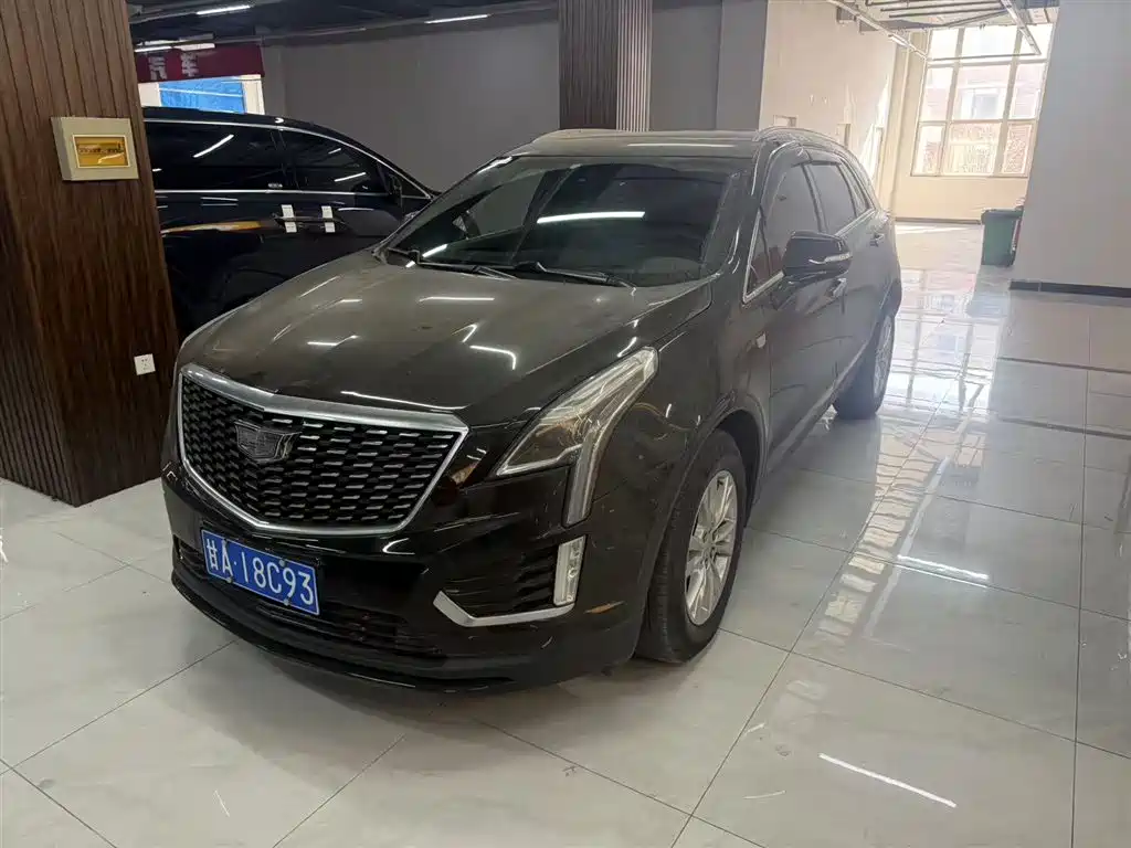 Cadillac Cadillac XT5 2021 28T Technology Edition 2021 - thumbnail 2