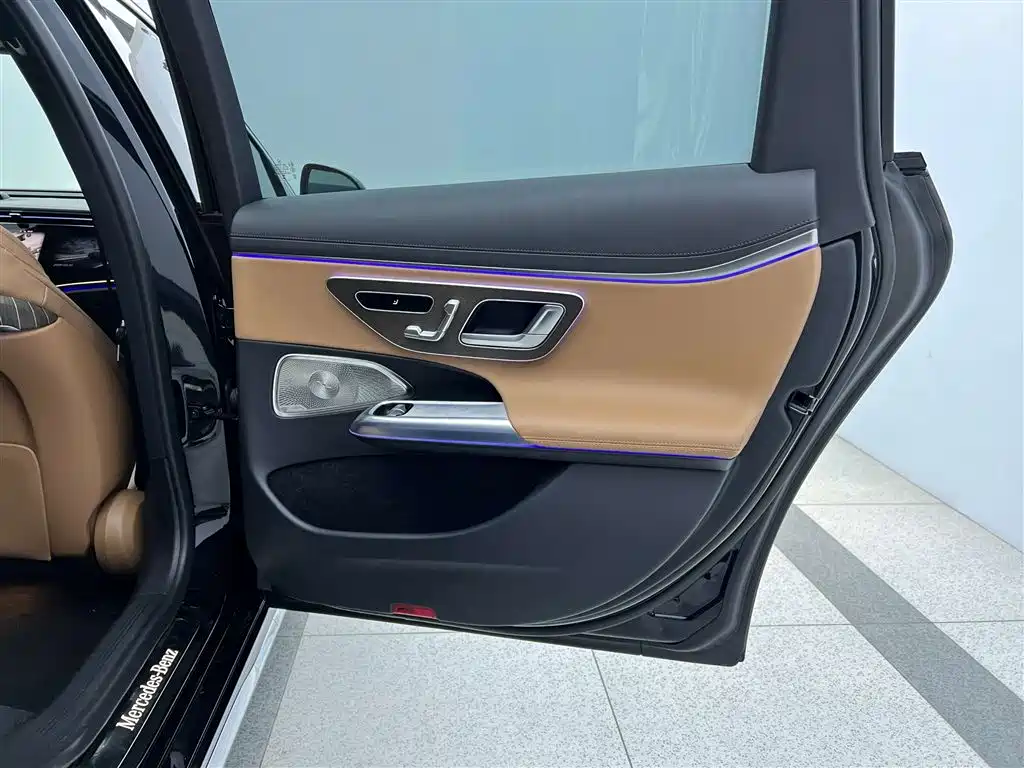 Mercedes-Benz Mercedes-Benz E-Class 2024 E 300 L Luxury Model 2024 - thumbnail 24