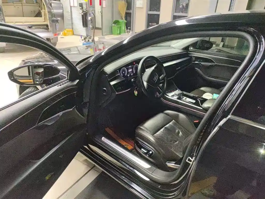Audi 2019 Audi A8L 50 TFSI quattro Comfort Line Plus 2020 - thumbnail 6
