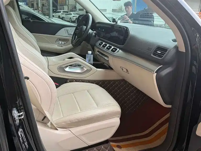Mercedes-Benz Mercedes-Benz GLE 2020 Facelift GLE 450 4MATIC Dynamic Model 2020 - thumbnail 5