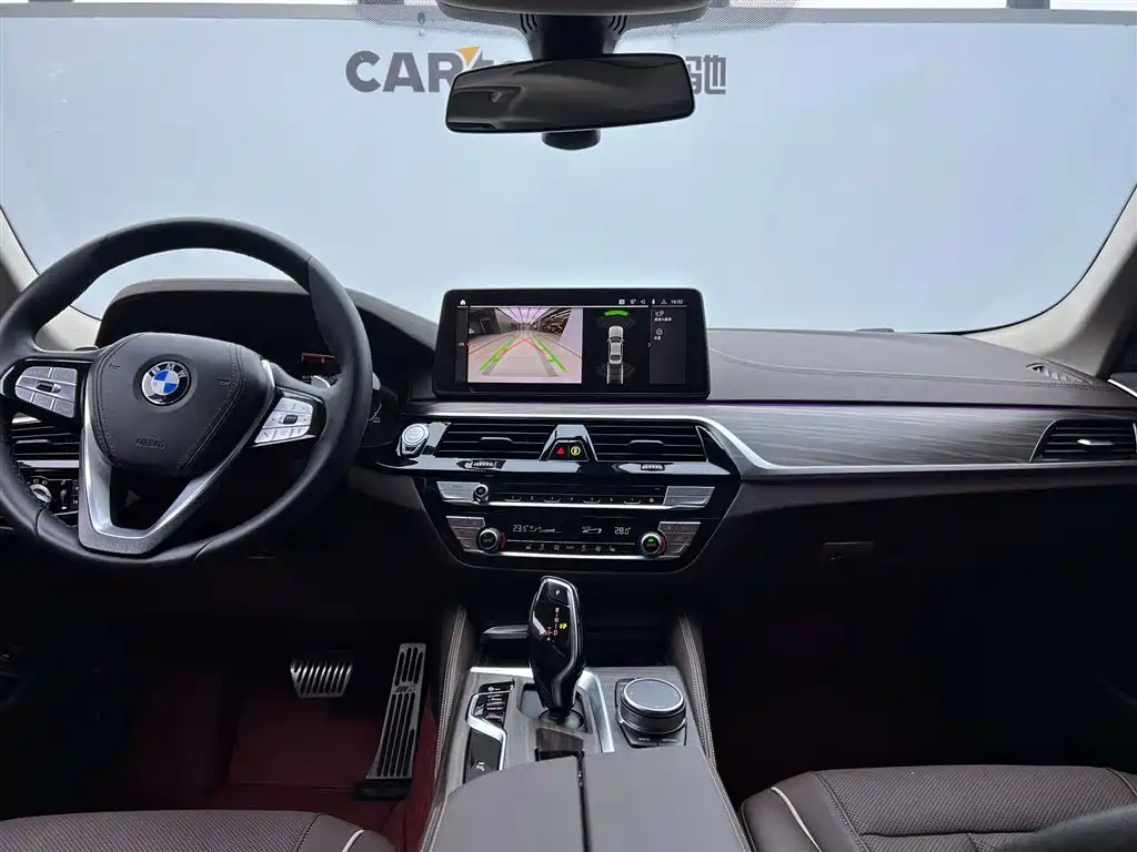 BMW BMW 5 Series 2021 Facelift 530Li xDrive Luxury Package 2021 - thumbnail 10