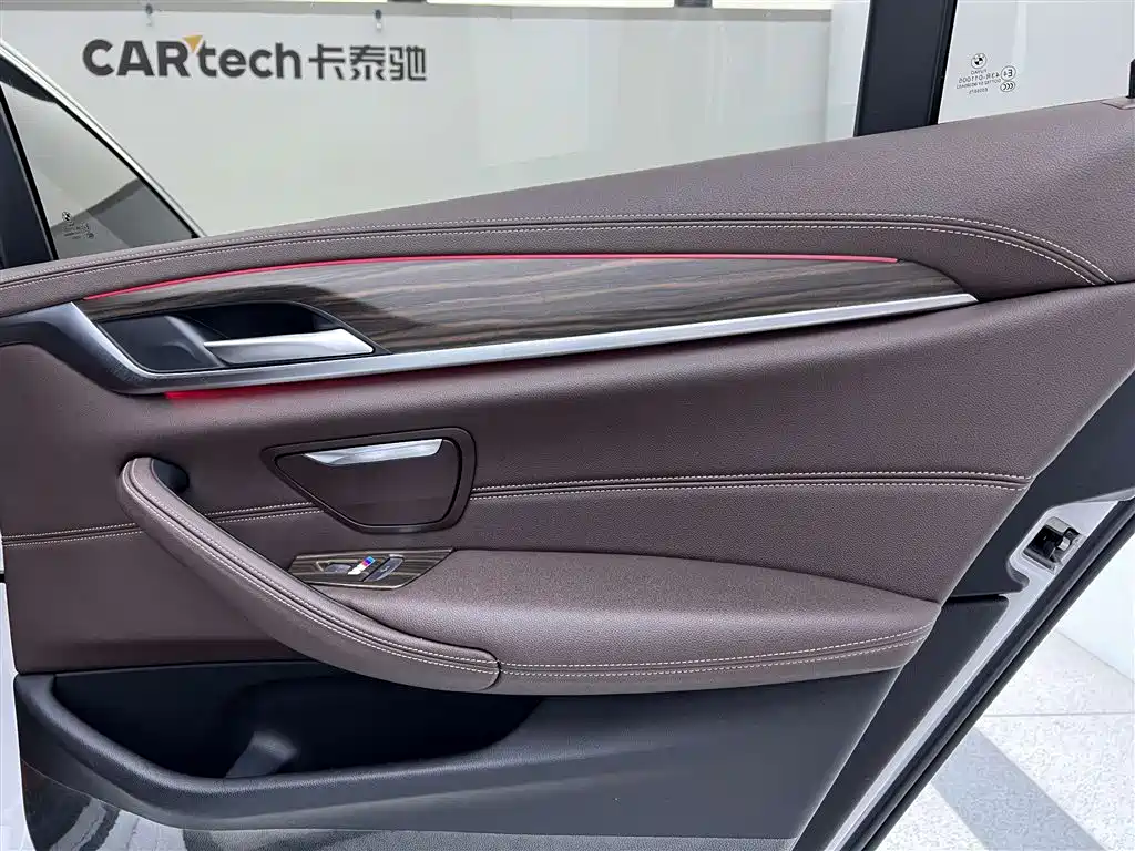 BMW BMW 5 Series 2021 Facelift 530Li xDrive Luxury Package 2021 - thumbnail 24