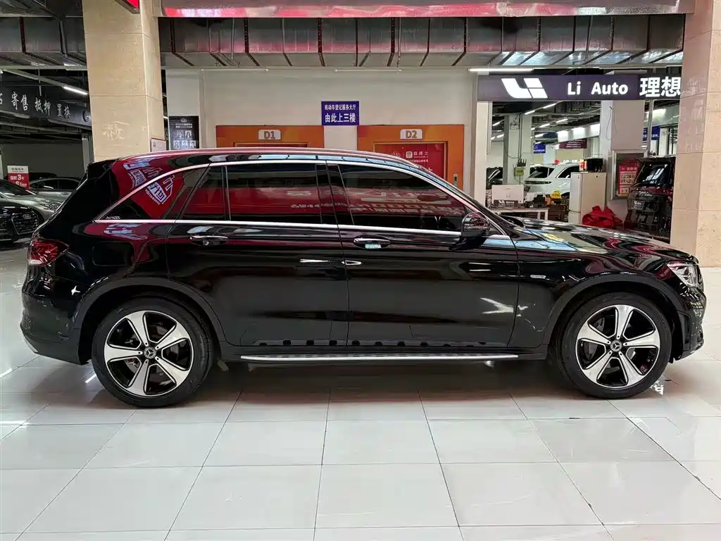 Mercedes-Benz Mercedes-Benz GLC 2022 Facelift GLC 300 L 4MATIC Dynamic Model Premium Edition 2023 - thumbnail 3