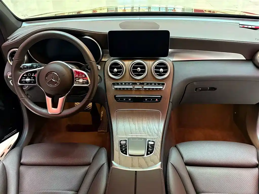 Mercedes-Benz Mercedes-Benz GLC 2022 Facelift GLC 300 L 4MATIC Dynamic Model Premium Edition 2023 - thumbnail 6