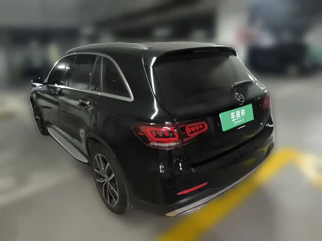 Mercedes-Benz Mercedes-Benz GLC 2022 Facelift GLC 300 L 4MATIC动感型  Note: The "动感型" (Dynamic Model) is typically marketed as the "AMG Line" or "Sport Package" in international markets. A more internationally recognized translation would be:  Mercedes-Benz GLC 2022 Facelift GLC 300 L 4MATIC AMG Line 2022 - thumbnail 6