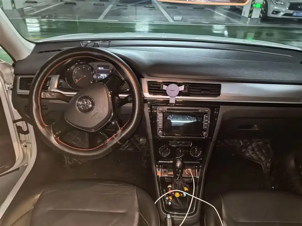 Volkswagen Bora 2017 230TSI DSG Comfort Model 2017 - thumbnail 5