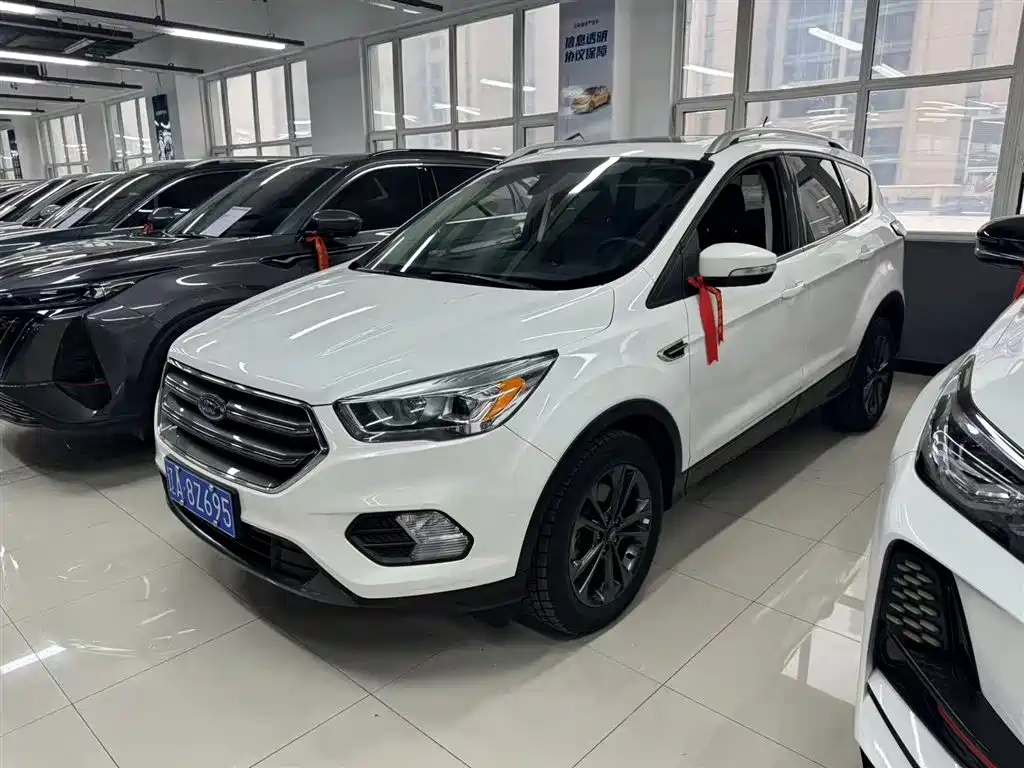 Ford Ford Escape 2019 EcoBoost 180 2WD Platinum Edition China VI 2021 - thumbnail 2