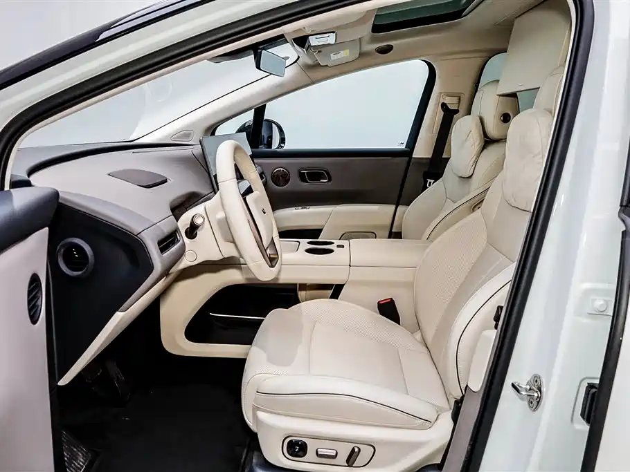 Li Auto Li Auto i8 2025 Standard Edition 2025 - thumbnail 14