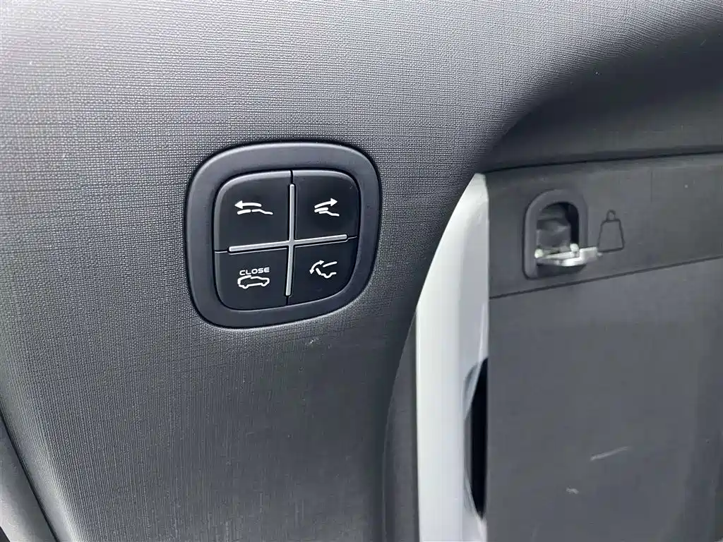 Changan Qiyuan Changan Qiyuan E07 2025 Pure Electric AWD 90kWh Dacheng Edition 2026 - thumbnail 27