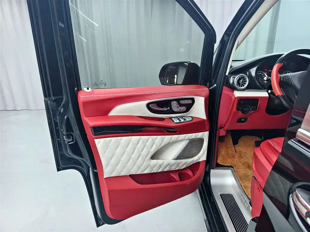 Mercedes-Benz Viano 2021 2.0T Business Edition 7-seater 2023 - thumbnail 9