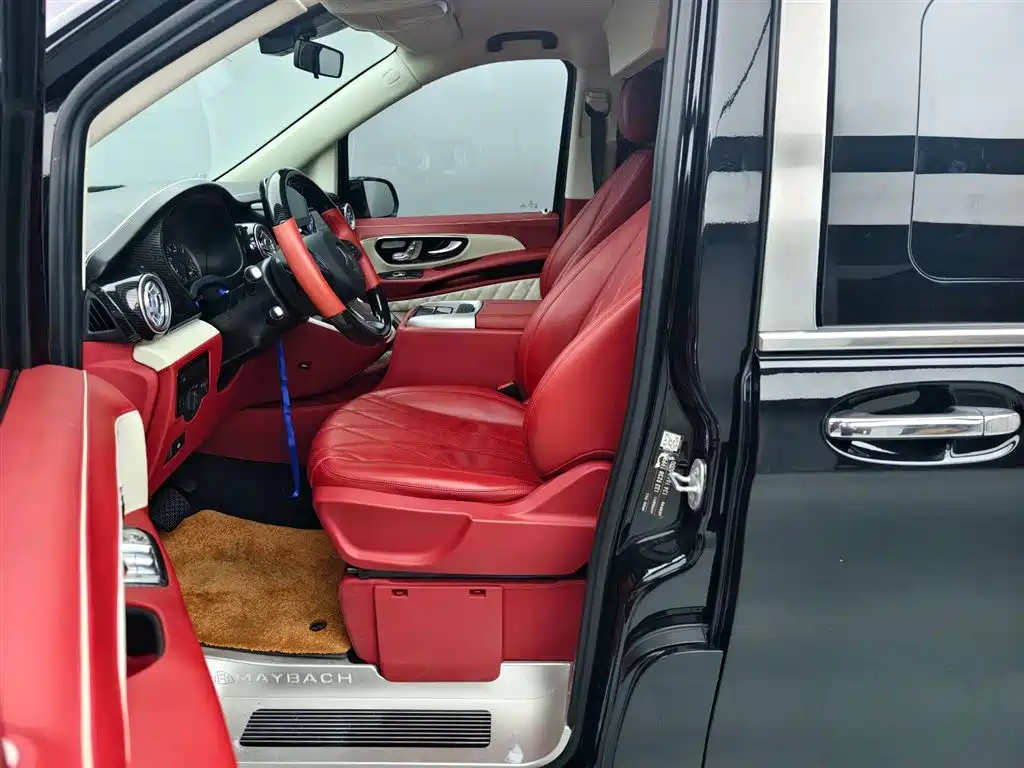 Mercedes-Benz Viano 2021 2.0T Business Edition 7-seater 2023 - thumbnail 10