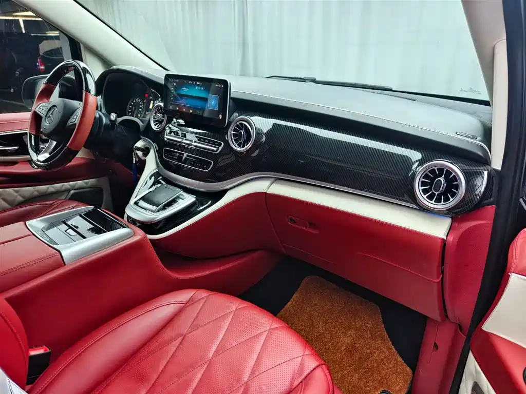 Mercedes-Benz Viano 2021 2.0T Business Edition 7-seater 2023 - thumbnail 11