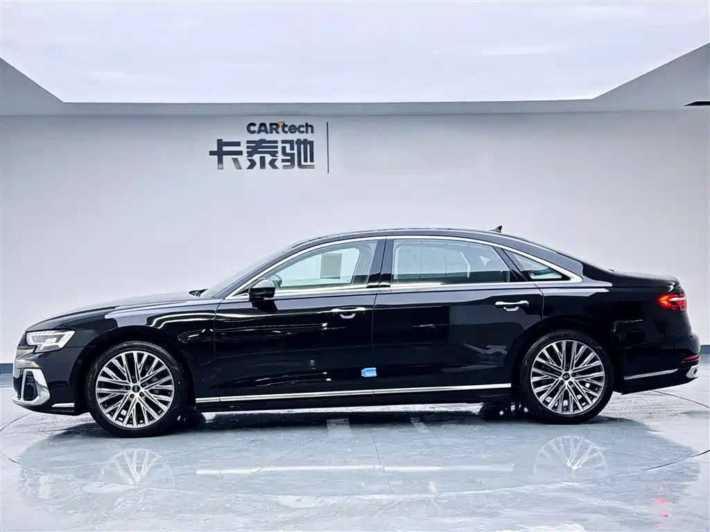 Audi Audi A8 2025 A8L 50 TFSI quattro Premium Selection 2026 - thumbnail 7