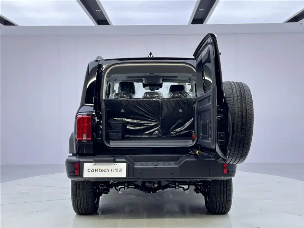 Tank Tank 300 New Energy 2025 Model Hi4-T 36.7kWh 2026 - thumbnail 13