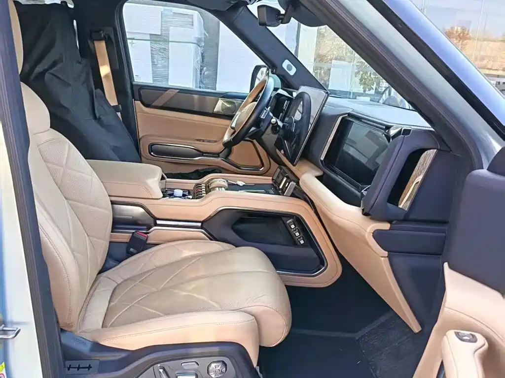 Fangchengbao Leopard 8 2025 Intelligent Courage Flagship 7-seater 2024 - thumbnail 6