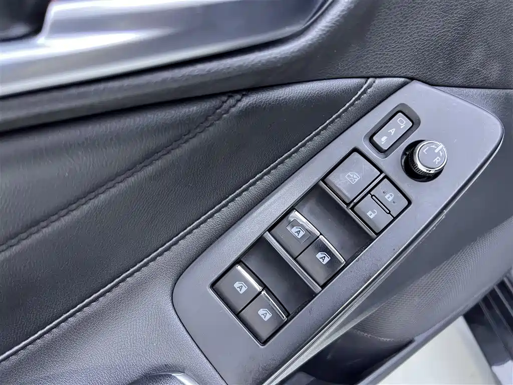 Toyota Toyota Avalon 2019 2.0L Entry Edition China VI 2021 - thumbnail 23