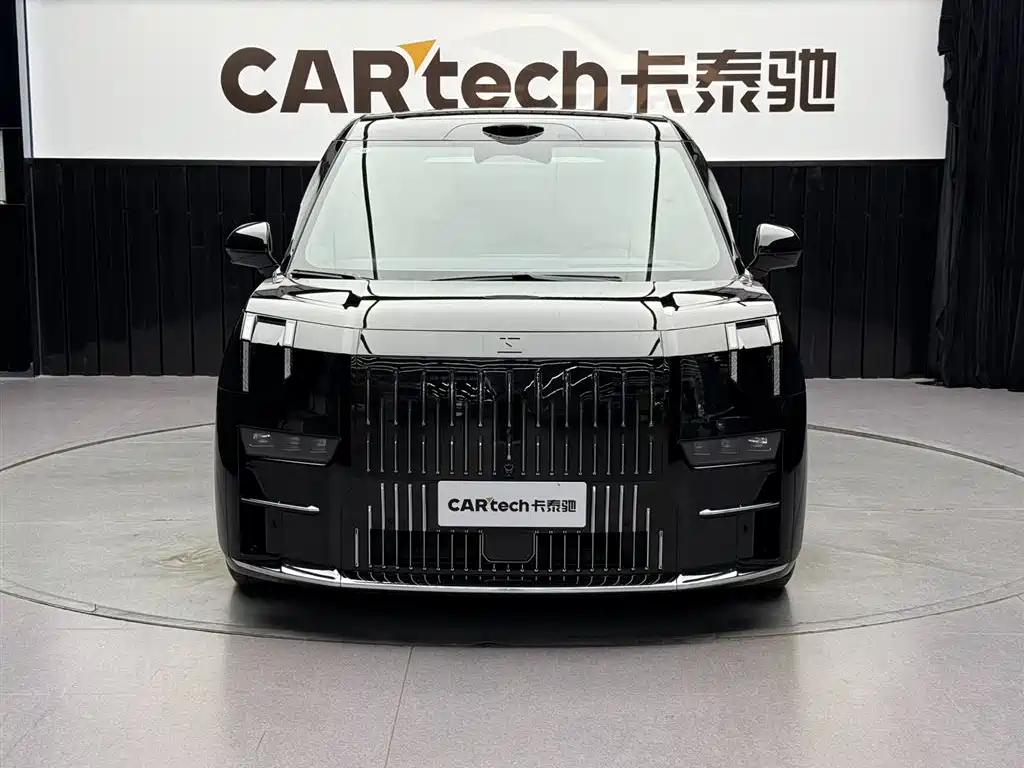 Zeekr Zeekr 009 2024 Six-Seat Executive Version AWD 108kWh 2025 - thumbnail 3