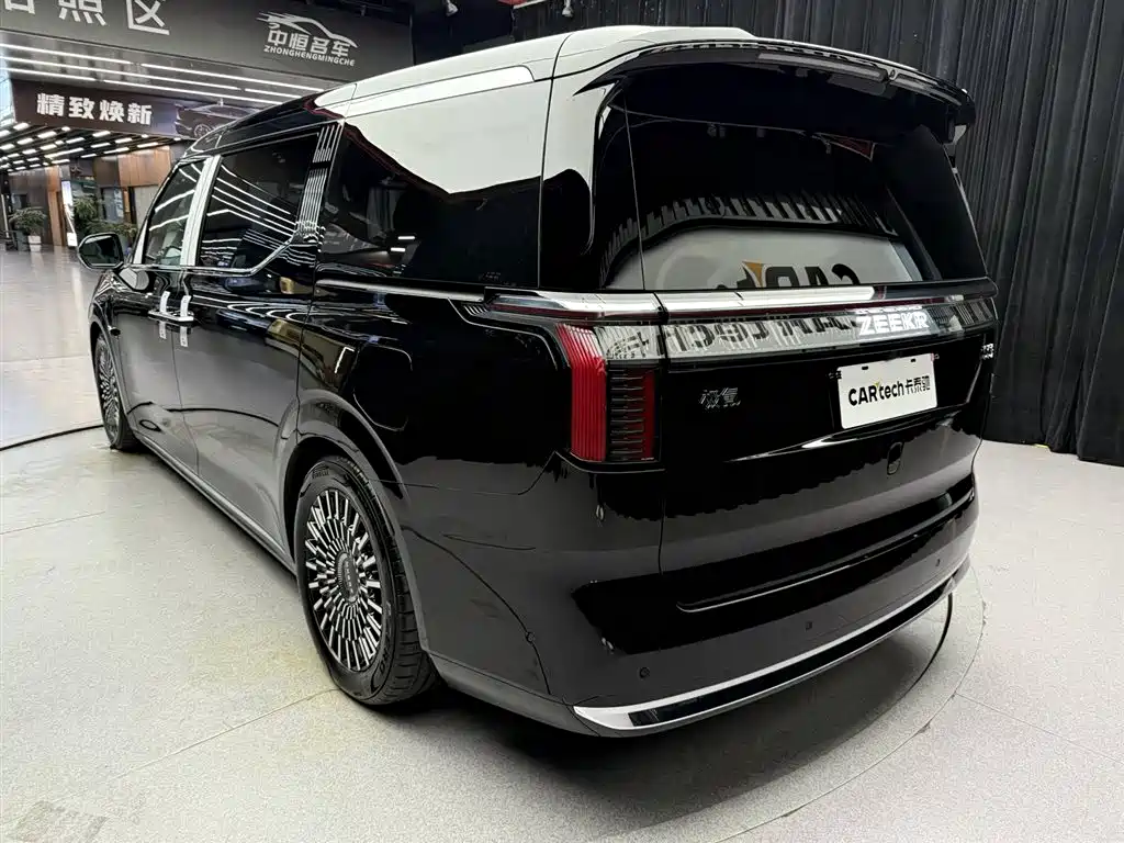 Zeekr Zeekr 009 2024 Six-Seat Executive Version AWD 108kWh 2025 - thumbnail 7