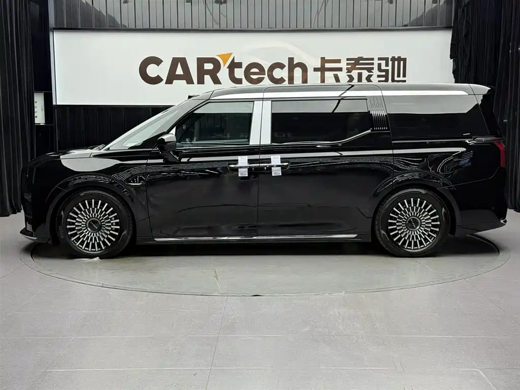 Zeekr Zeekr 009 2024 Six-Seat Executive Version AWD 108kWh 2025 - thumbnail 8