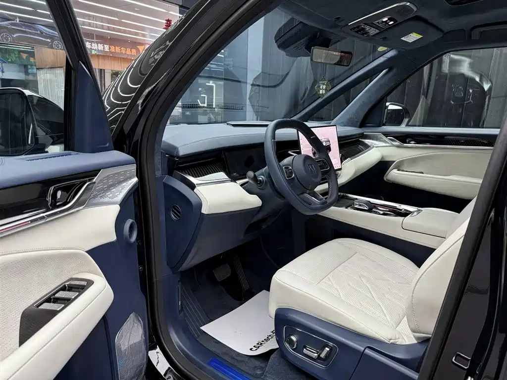 Zeekr Zeekr 009 2024 Six-Seat Executive Version AWD 108kWh 2025 - thumbnail 18