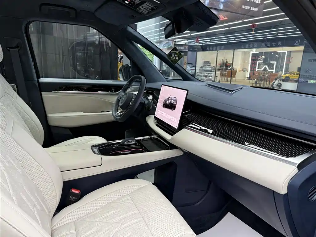 Zeekr Zeekr 009 2024 Six-Seat Executive Version AWD 108kWh 2025 - thumbnail 19