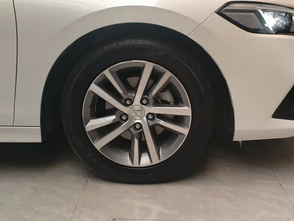Honda Honda Civic 2022 240TURBO CVT Sport Edition 2022 - thumbnail 6