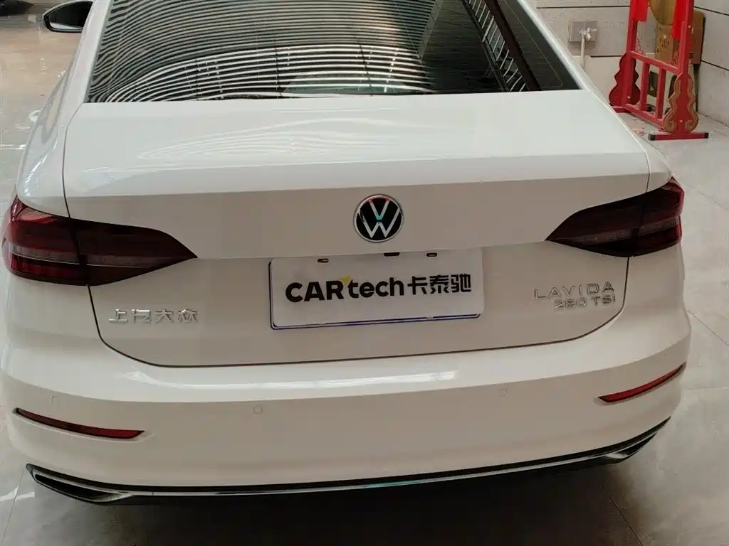 Volkswagen Lavida 2022 280TSI DSG Comfort Edition 2021 - thumbnail 5