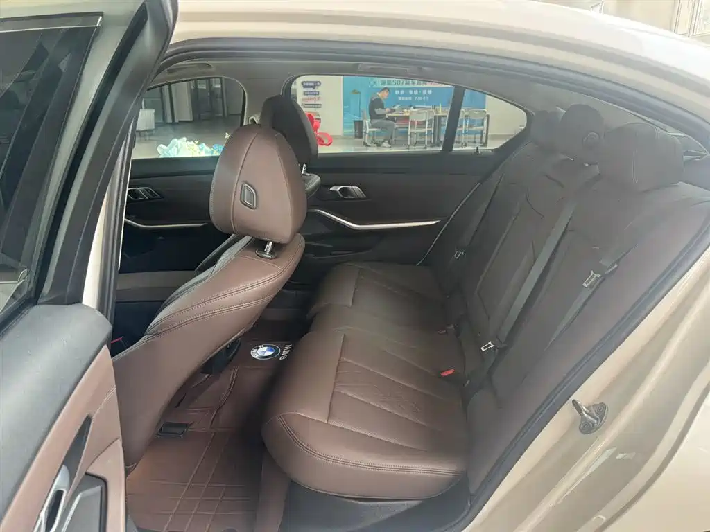 BMW BMW i3 2024 eDrive 35 L 2024 - thumbnail 12