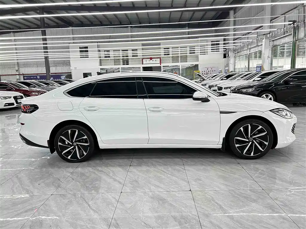 Volkswagen Lamando 2022 Lamando L 280TSI DSG Ultra Hot Flagship Edition 2022 - thumbnail 4