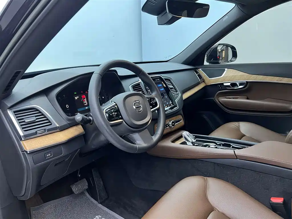 Volvo Volvo XC90 2023 B5 Momentum Luxury 5-seat 2023 - thumbnail 20