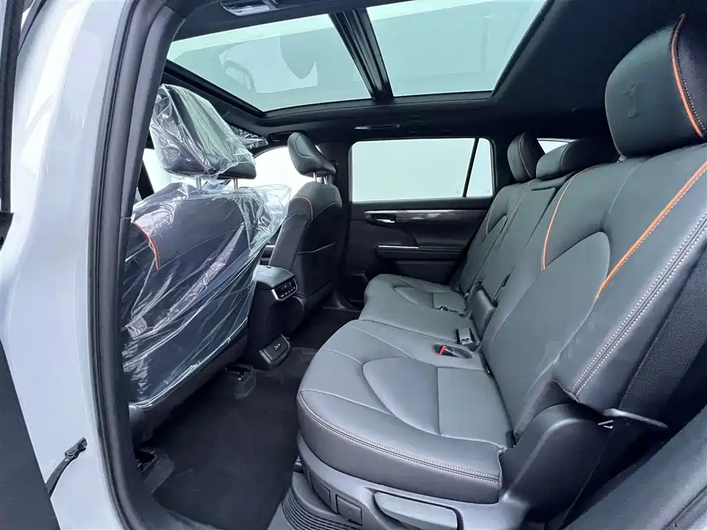 Toyota Crown Kluger 2024 2.5L HEV AWD Premium 2026 - thumbnail 24