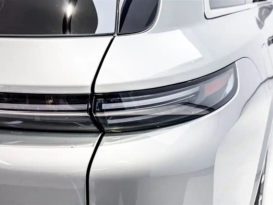 Li Auto Li Auto L8 2025 Ultra Intelligent Refresh Edition 2025 - thumbnail 7