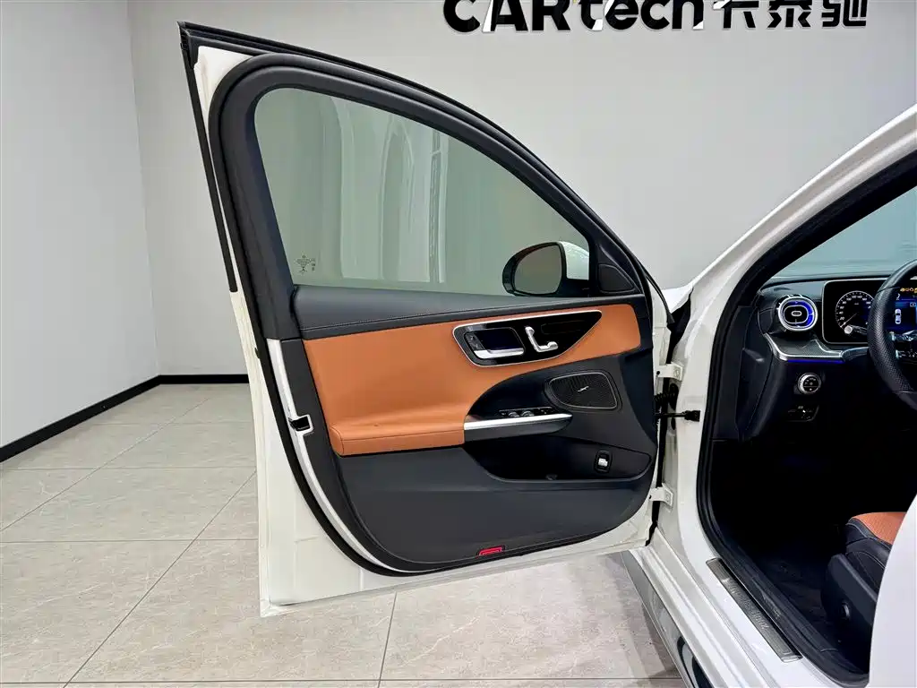 Mercedes-Benz Mercedes-Benz C-Class 2022 C 200 L Sport Edition 2022 - thumbnail 18