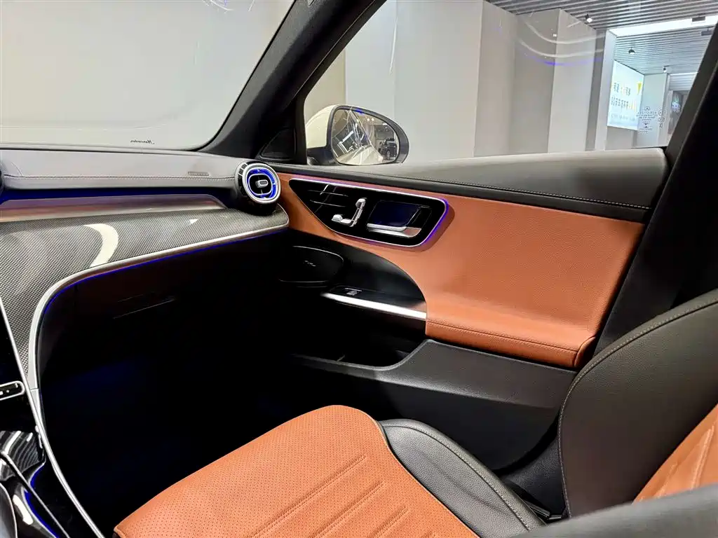 Mercedes-Benz Mercedes-Benz C-Class 2022 C 200 L Sport Edition 2022 - thumbnail 25