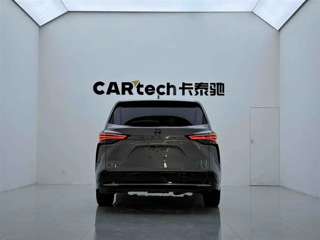 Toyota Toyota Sienna 2023 2.5L Hybrid Limited Premium Edition 2024 - thumbnail 6