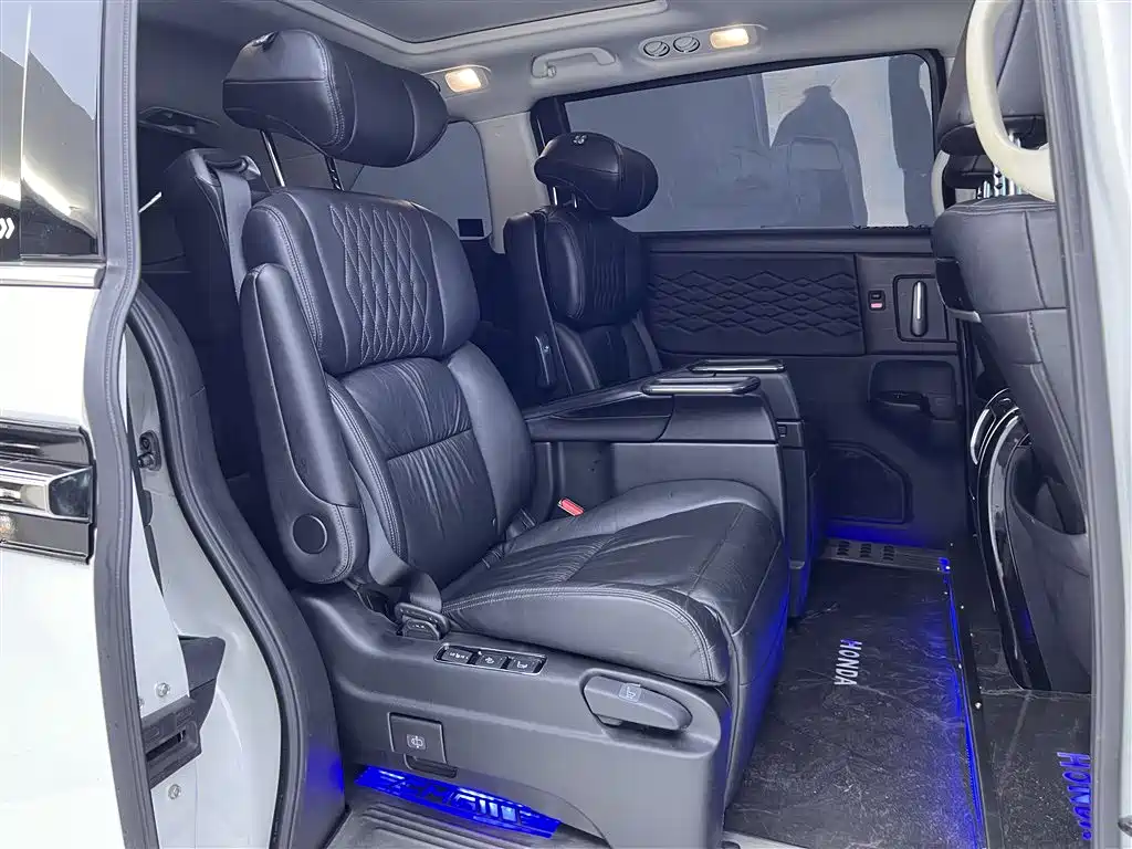 Honda Honda Elysion 2022 2.0L e:HEV Luxury Edition 2023 - thumbnail 24
